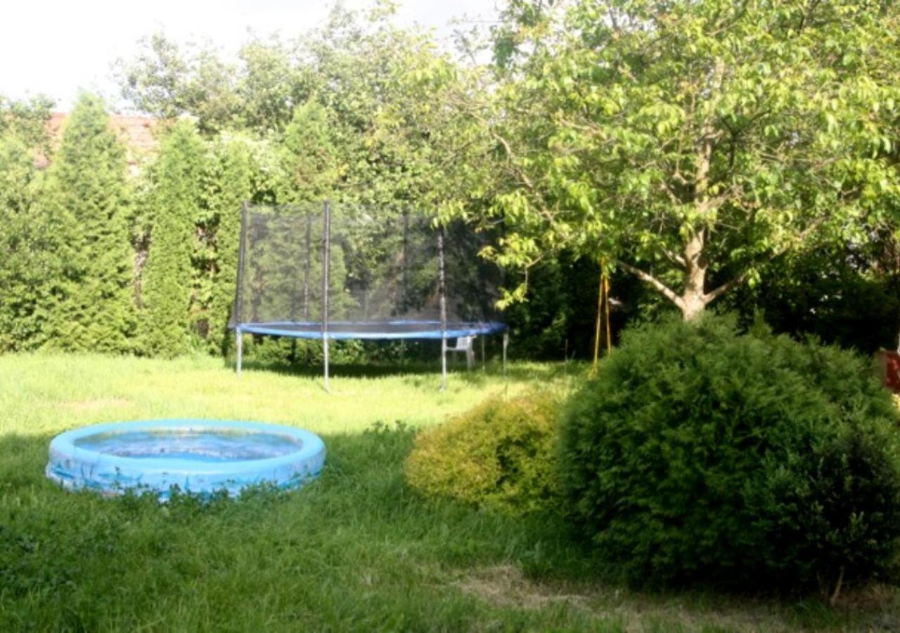 Apartamenty Gorki Male Tuszyn Exterior photo